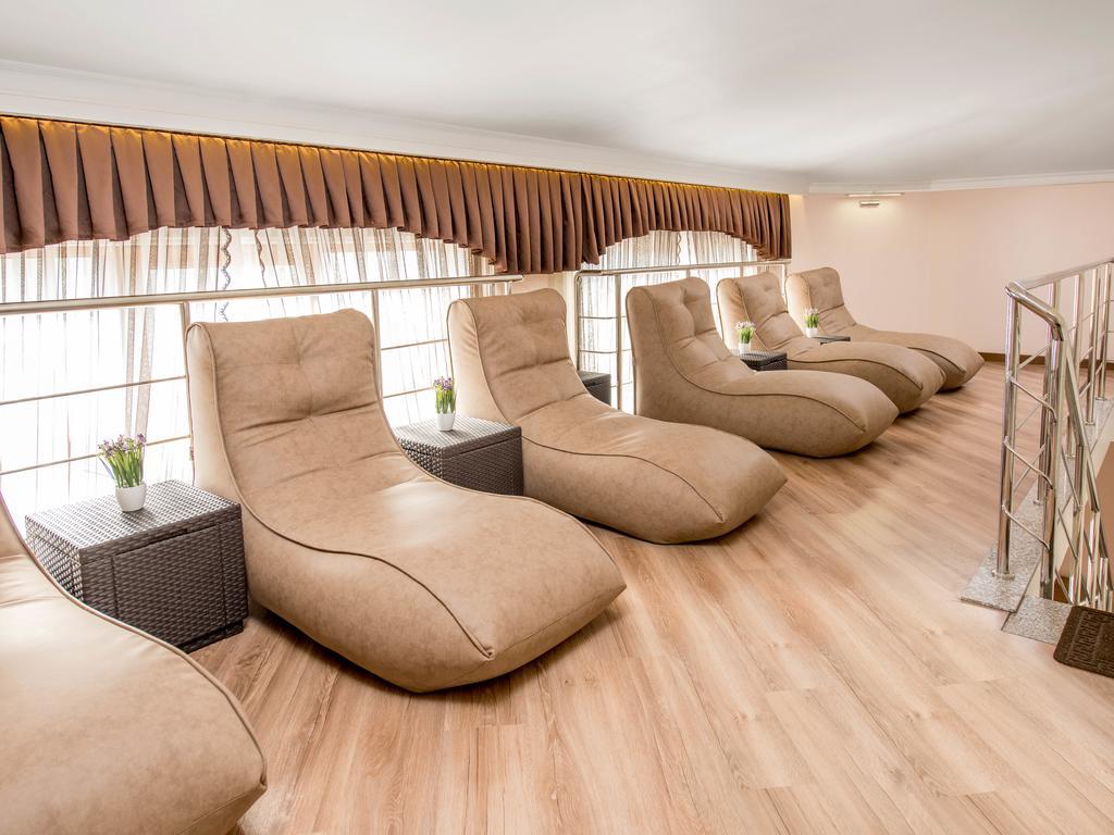 Hotel&Spa Pysanka, Готель Писанка, 3 Сауни Та Джакузі - Індивідуальний Відпочинок У Спа Lemberg Exterior foto